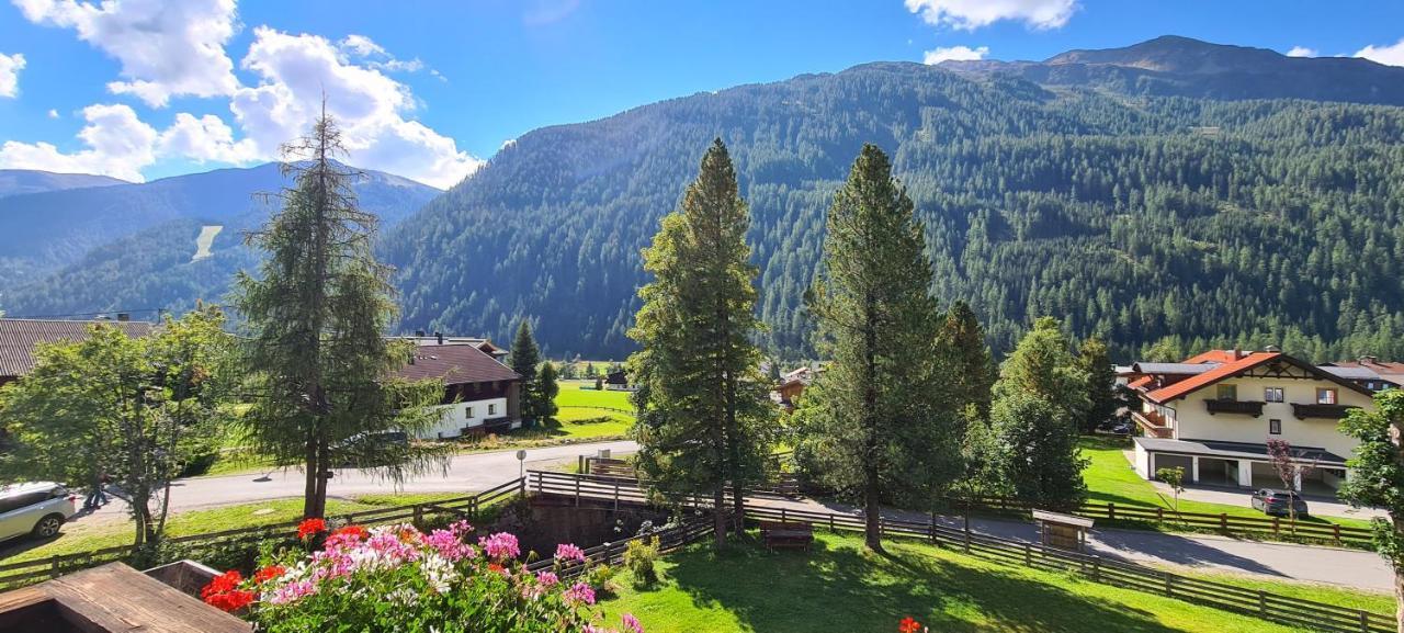 Haus Becken Hotel Sankt Jakob in Defereggen Buitenkant foto