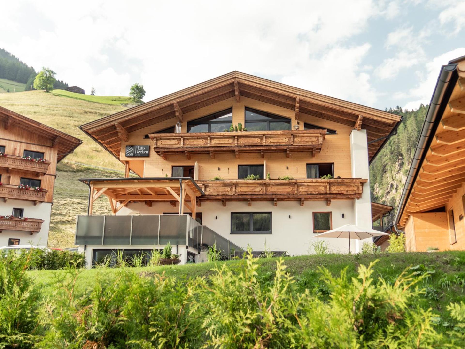 Haus Becken Hotel Sankt Jakob in Defereggen Buitenkant foto